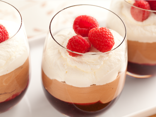 Verrine de framboises et chocolat